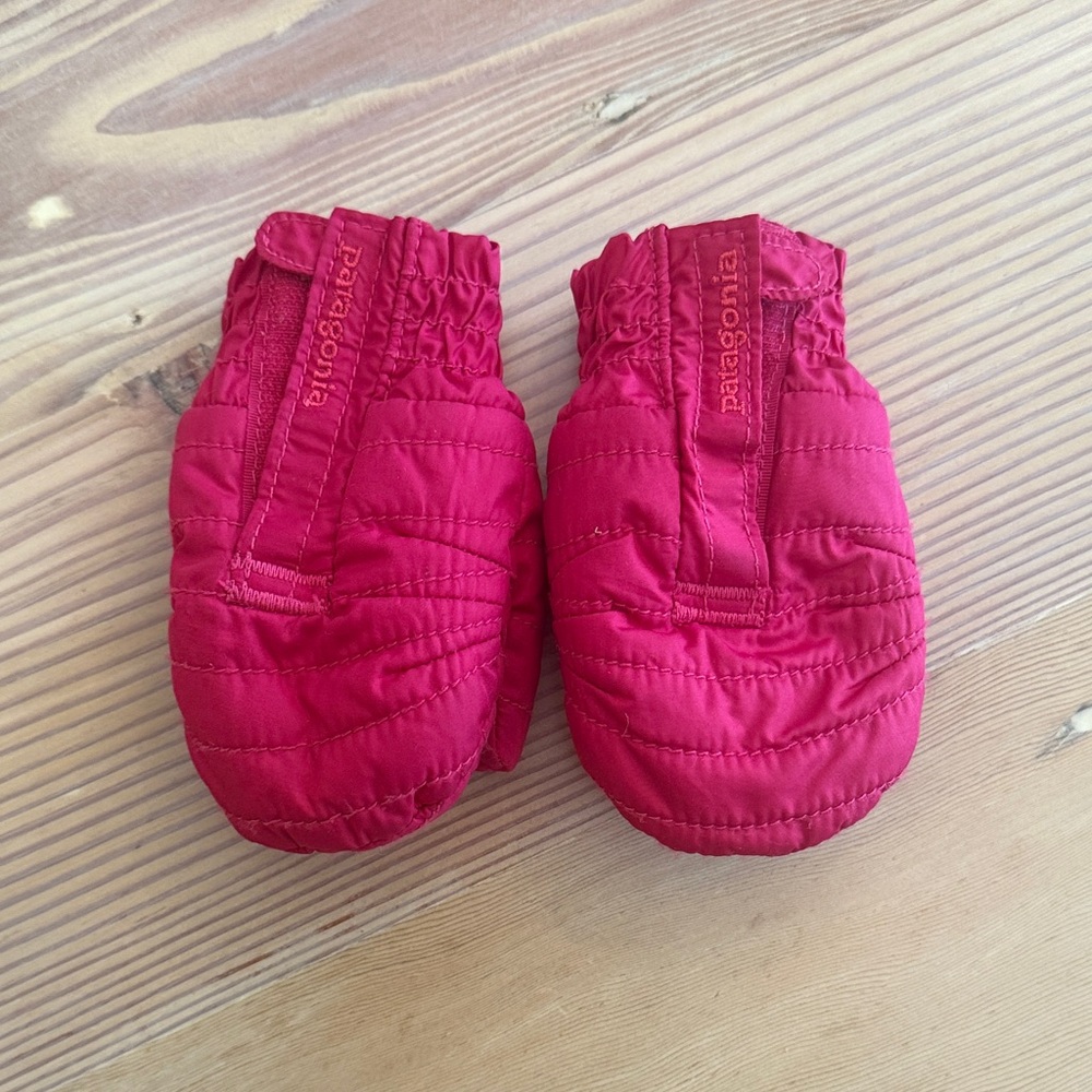Patagonia Kids' Fuchsia Mittens